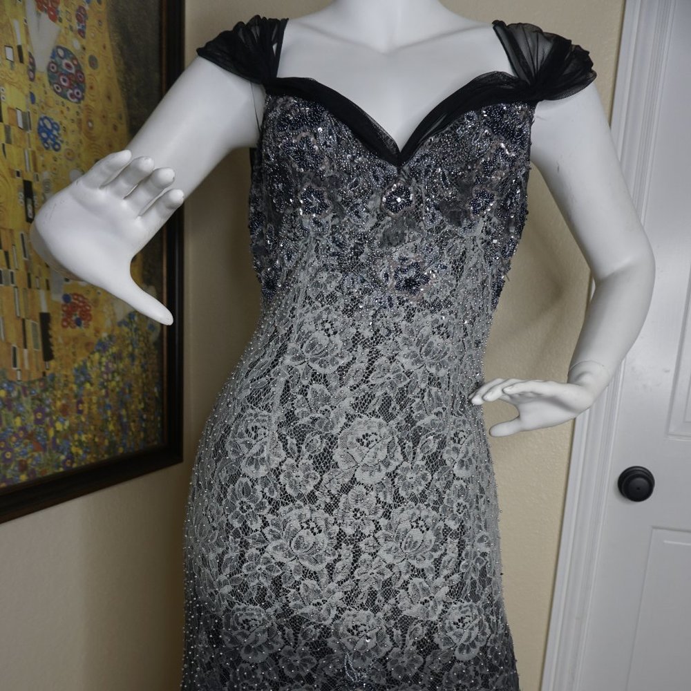 Elegant Beaded Cocktail Dress - Size 6